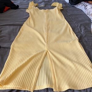 Yellow dress